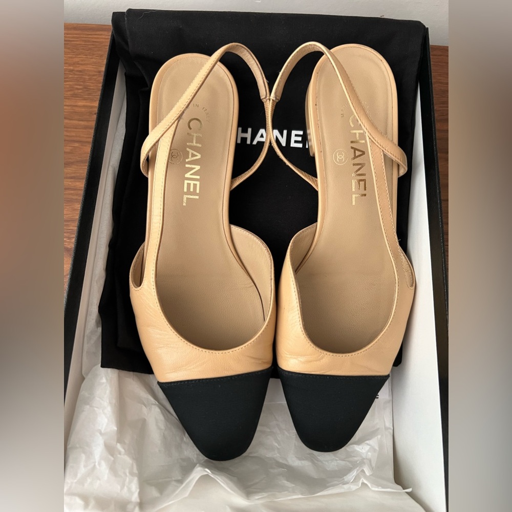 CHANEL Mary Jane Slingback Flats Size 38